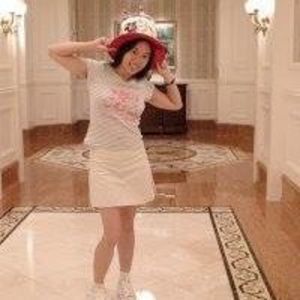 Meet your Posher, Gloria